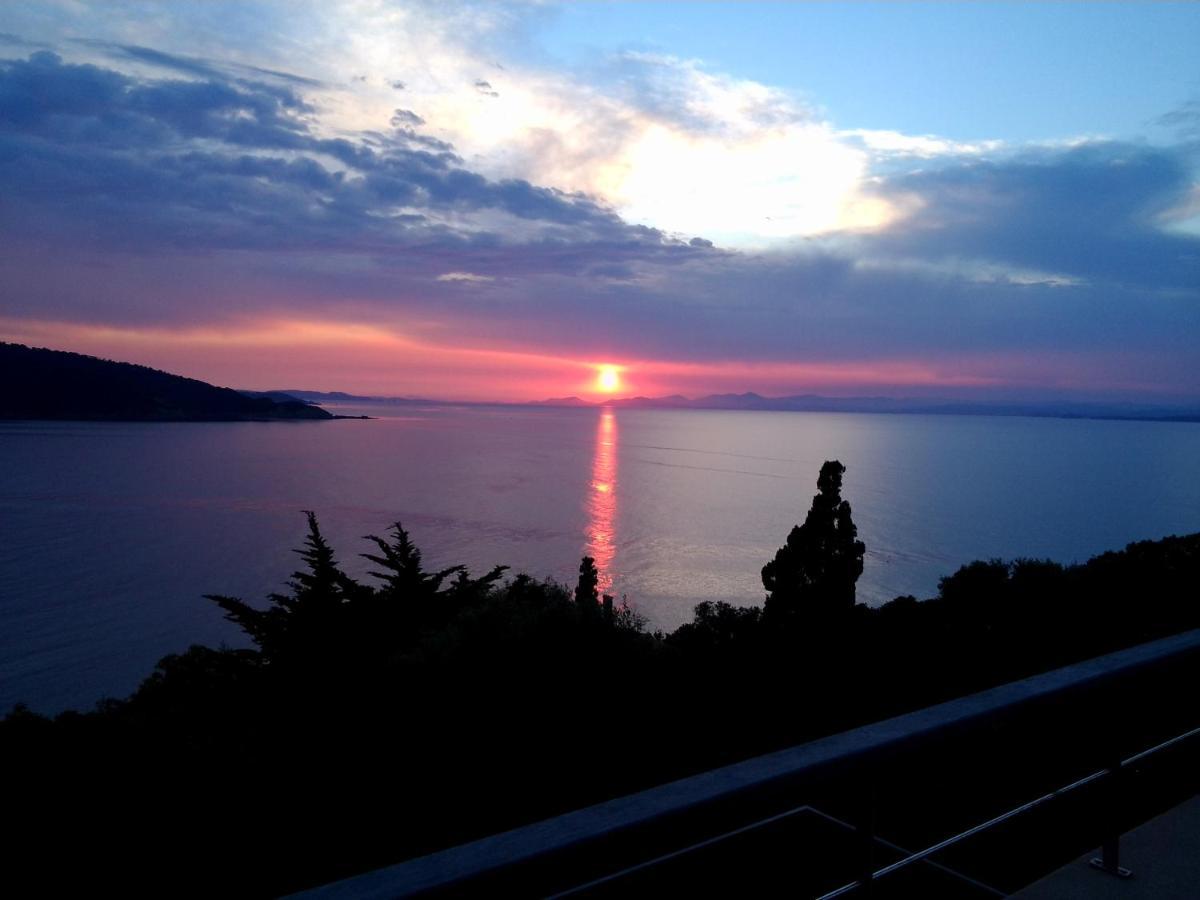 Villa Mirabel Ile du Levant Bagian luar foto