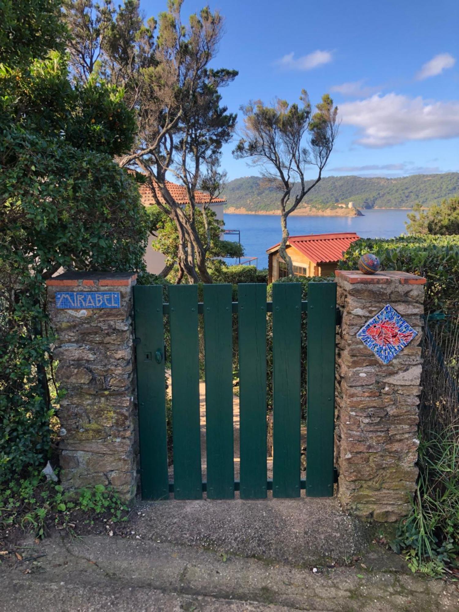 Villa Mirabel Ile du Levant Bagian luar foto